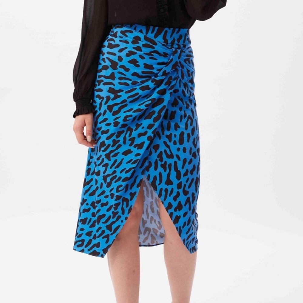 Diane Von Furstenberg Garcel Skirt Leopard Print Sky Blue knot front zip up
